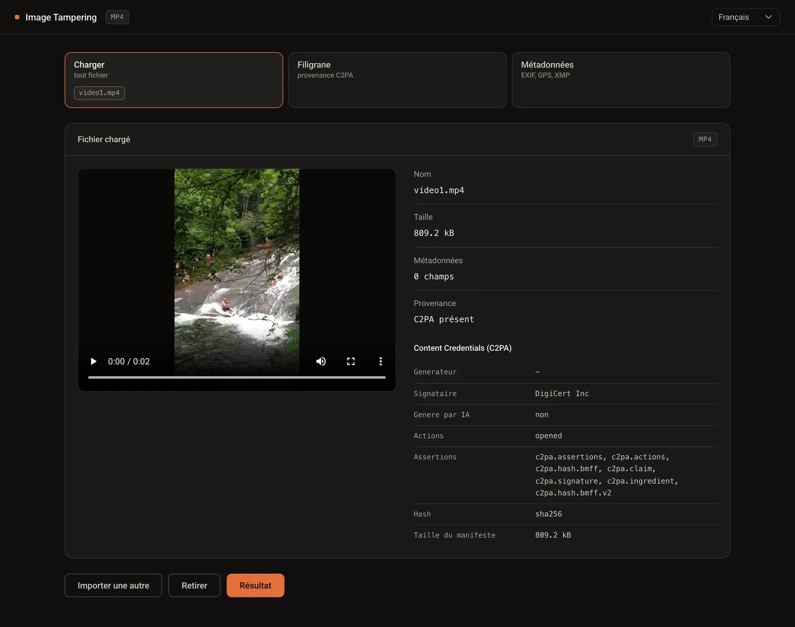 GoTamper.it avec un MP4 chargé : taille, métadonnées et Content Credentials